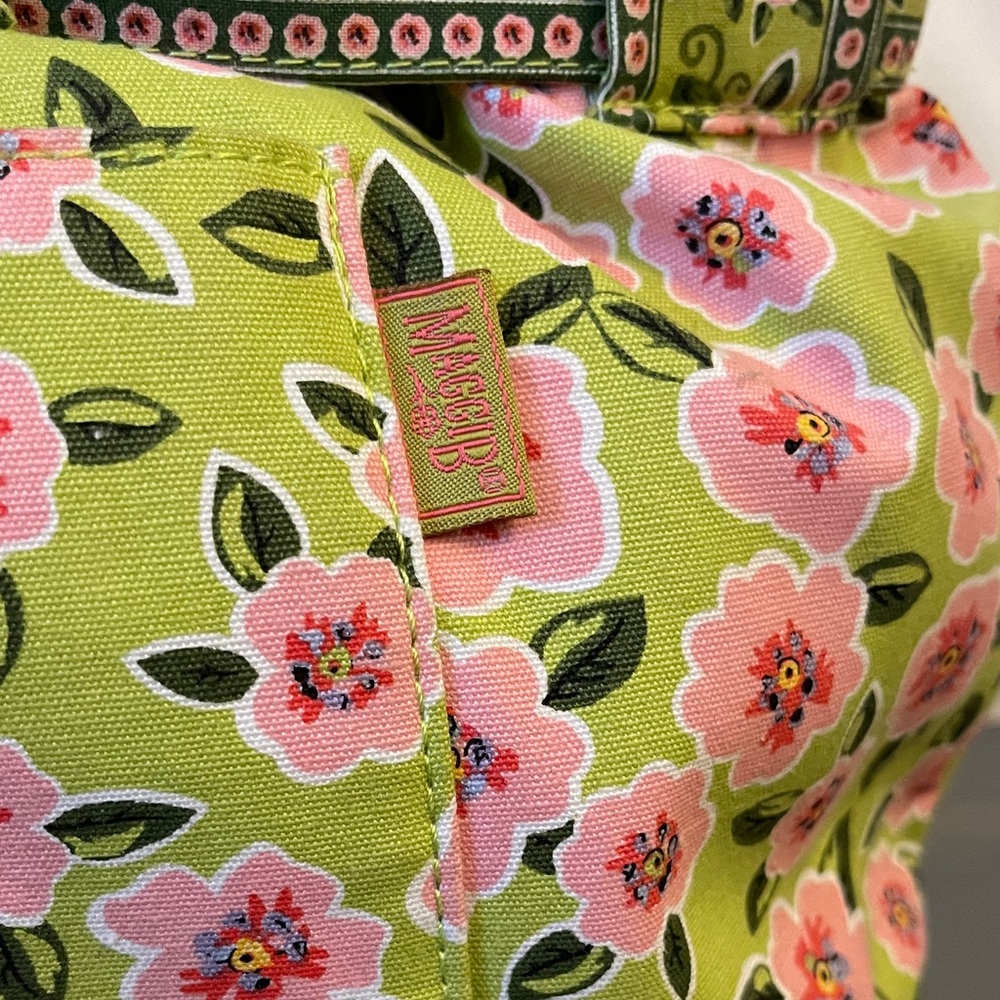 MaggiB Floral Handbag - Picture 2 of 12